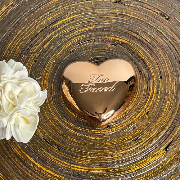 Too Faced Love Light Highlighter Makeup Rose Gold Nwt - Picture 7 of 12